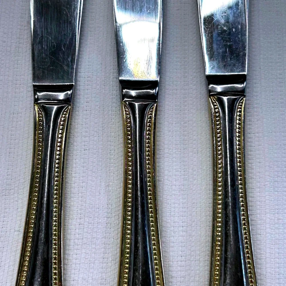 3pc International Silver Royal Bead Gold Dinner Knives 9